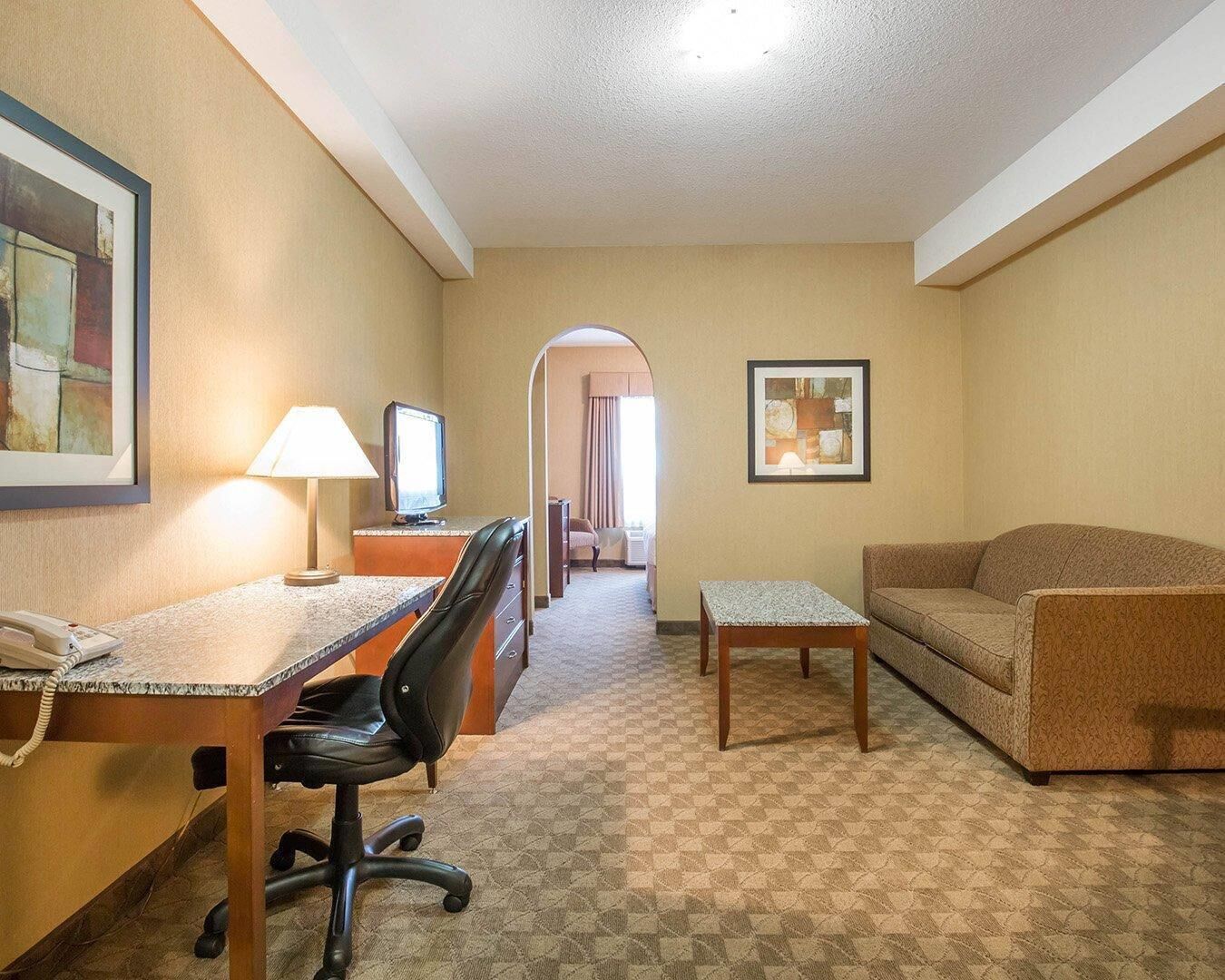 Junior Suite, 1 King Bed | Premium bedding, pillowtop beds, desk, laptop workspace