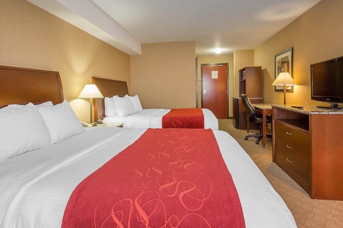 Standard Room, 2 Queen Beds, Non Smoking