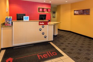 Reception - TownePlace Suites by Marriott Huntington (Huntington)