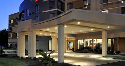 Courtyard by Marriott Clarksville