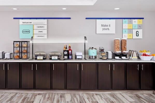 Free daily full breakfast - Garner Hotel Norman Universirty Area by IHG (Norman)