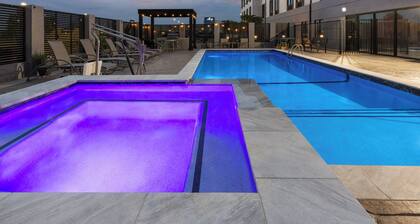 Garner Hotel Norman - University Area by IHG