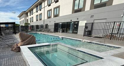 Garner Hotel Norman - University Area by IHG