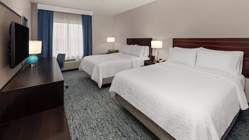 Ropa de cama de alta calidad y colchones con acolchado adicional