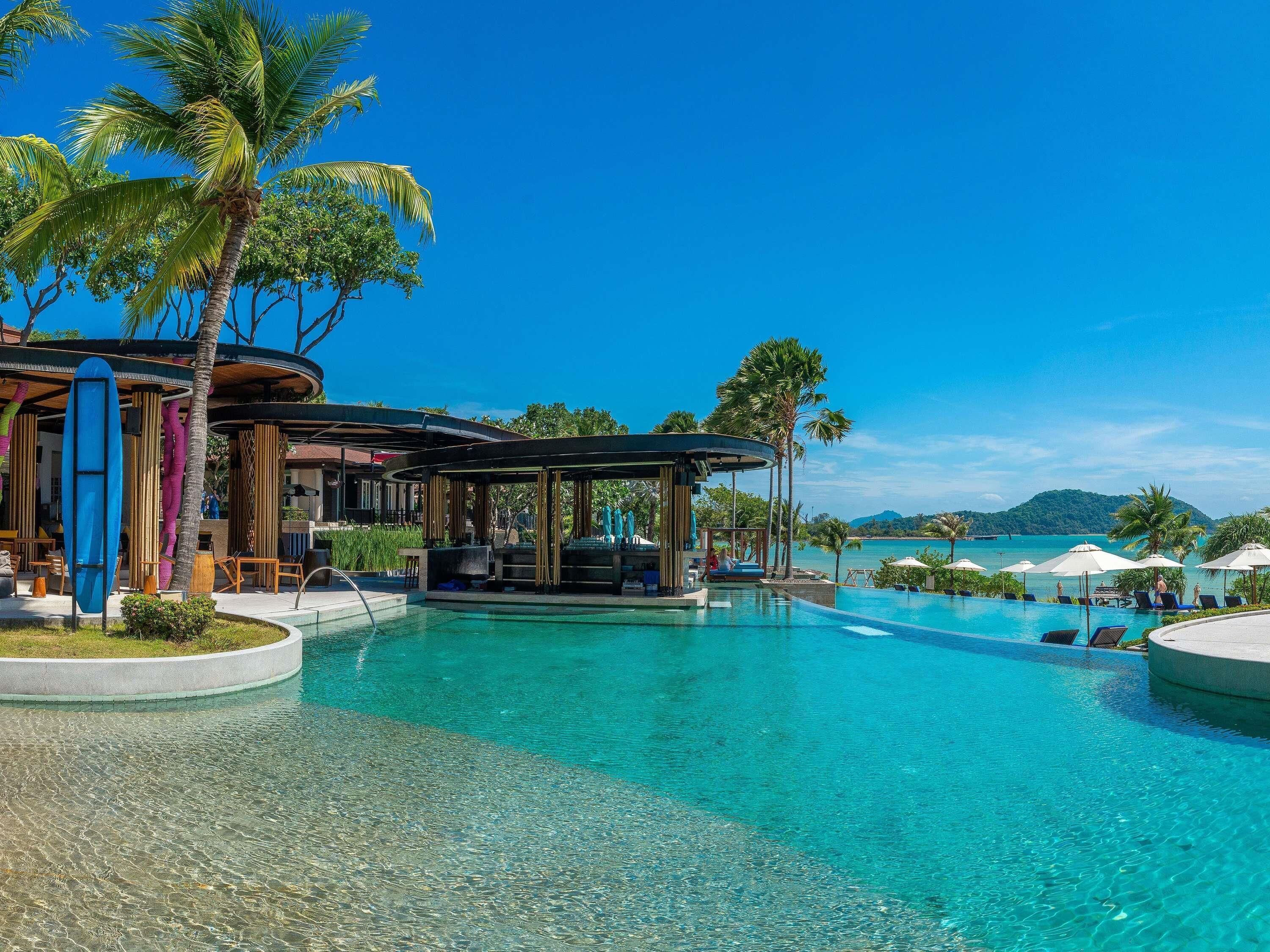 2 Bars/Lounges, Bar im Pool, Poolbar, Strandbar