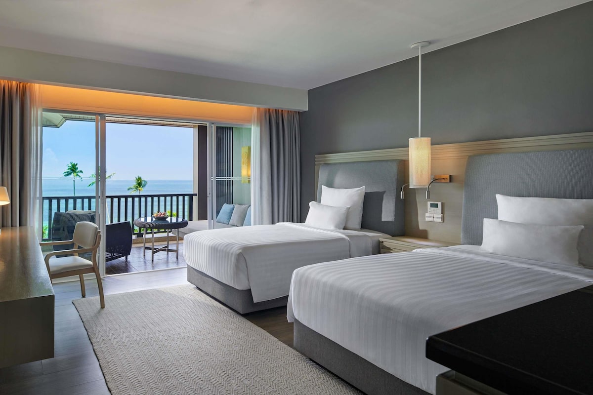 Deluxe Room, 2 Single Beds, Sea View