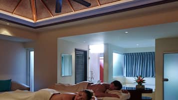 Couples treatment room(s), sauna, hot tub, steam room