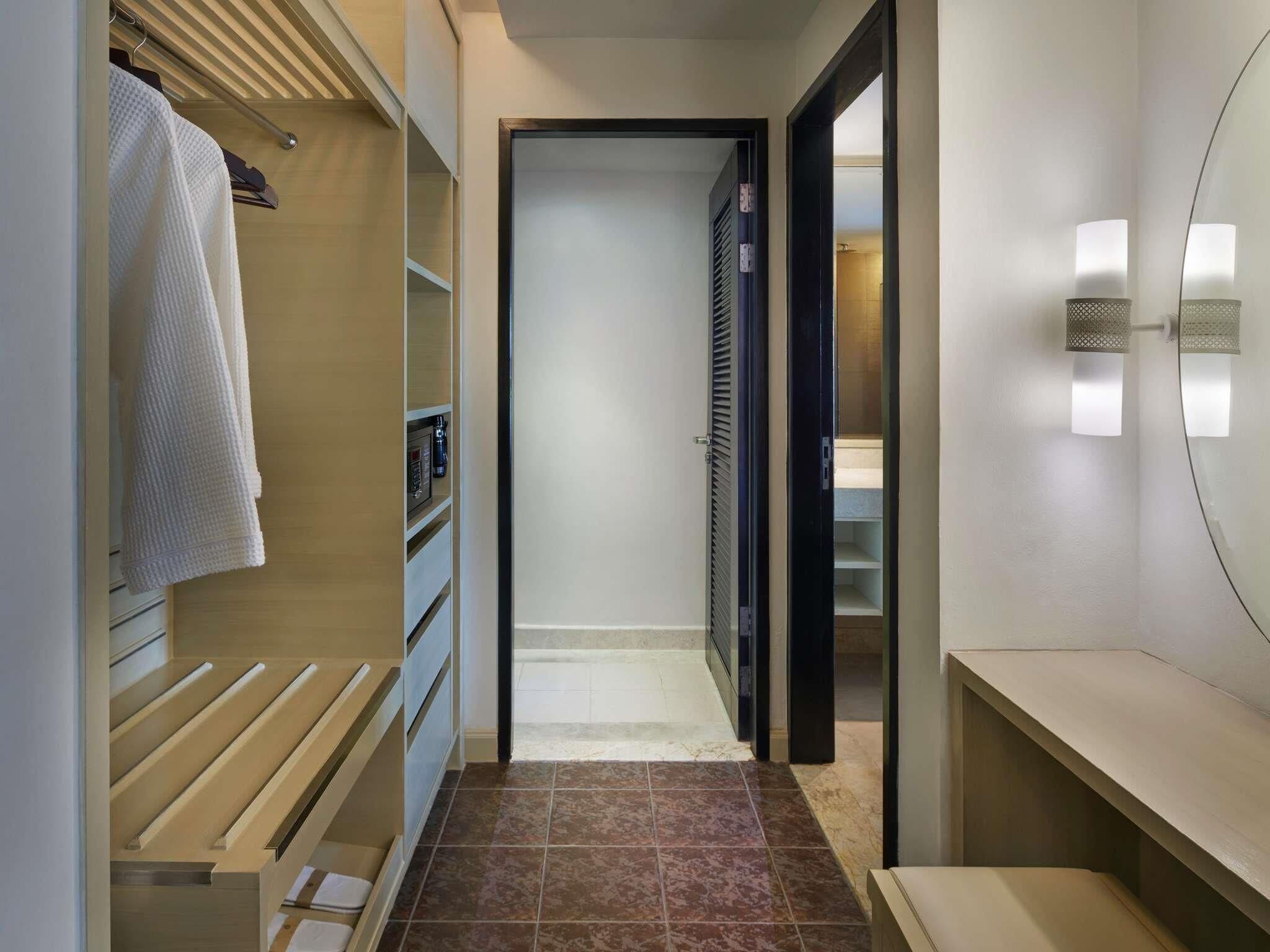 1 bedroom, premium bedding, down duvets, memory-foam beds