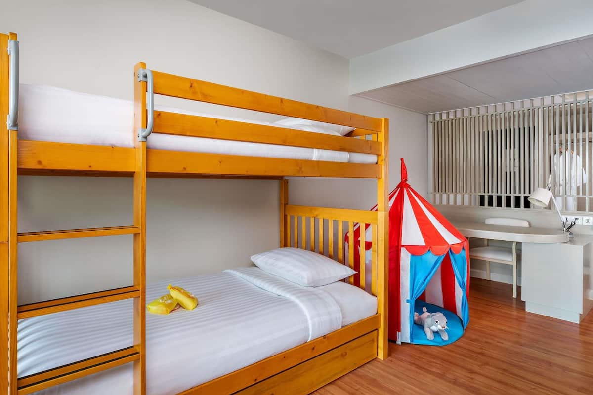 Family Suite, 1 Bedroom, Balcony, Garden View | 1 bedroom, premium bedding, down comforters, memory foam beds