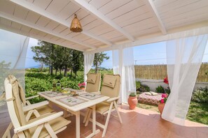 Vila Tradisional (Zoi) | Teras/patio