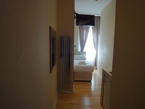 Standard Studio, 1 Single Bed