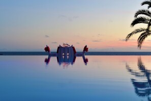 Indoor pool, outdoor pool - Pestana Promenade Ocean Resort Hotel (Funchal)
