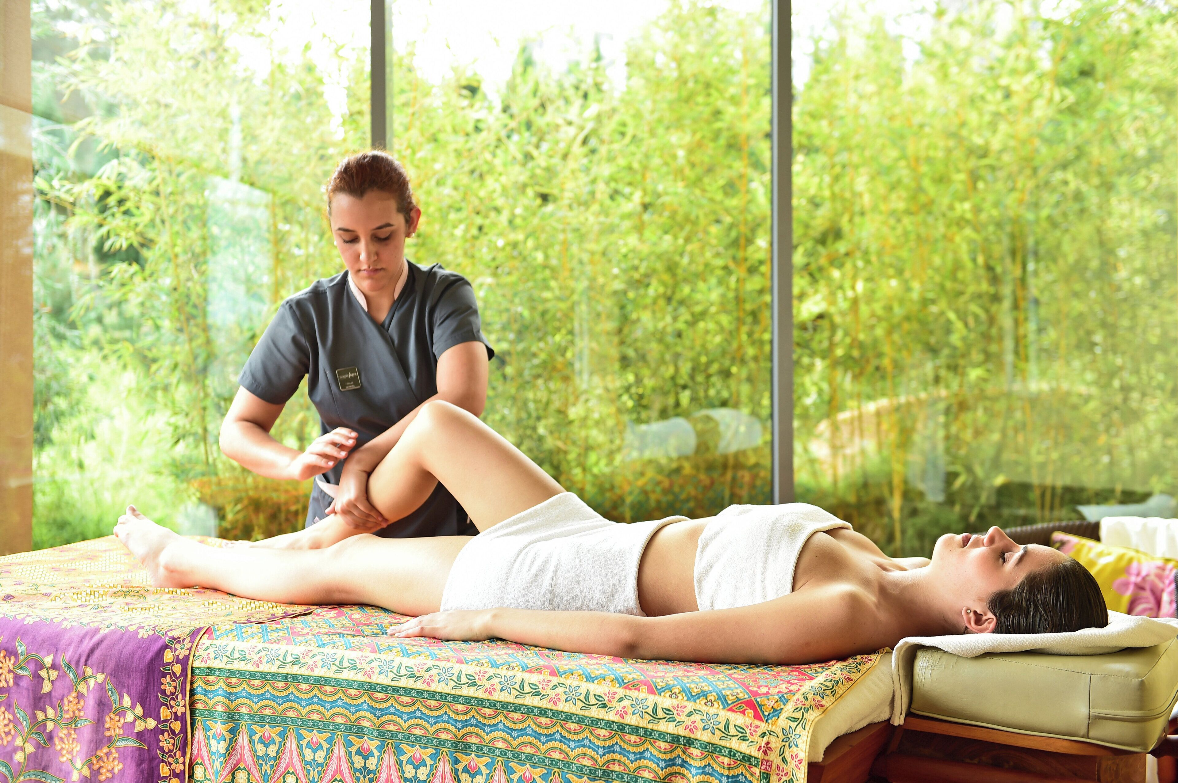 전신 트리트먼트, 페이셜 트리트먼트, 마사지/트리트먼트룸