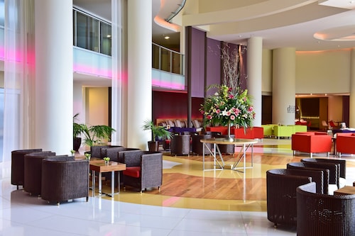 Pestana Promenade Ocean Resort Hotel