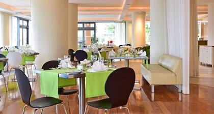 Pestana Promenade Ocean Resort Hotel
