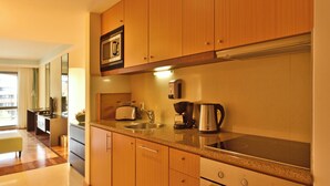 Private kitchenette - Pestana Promenade Ocean Resort Hotel (Funchal)