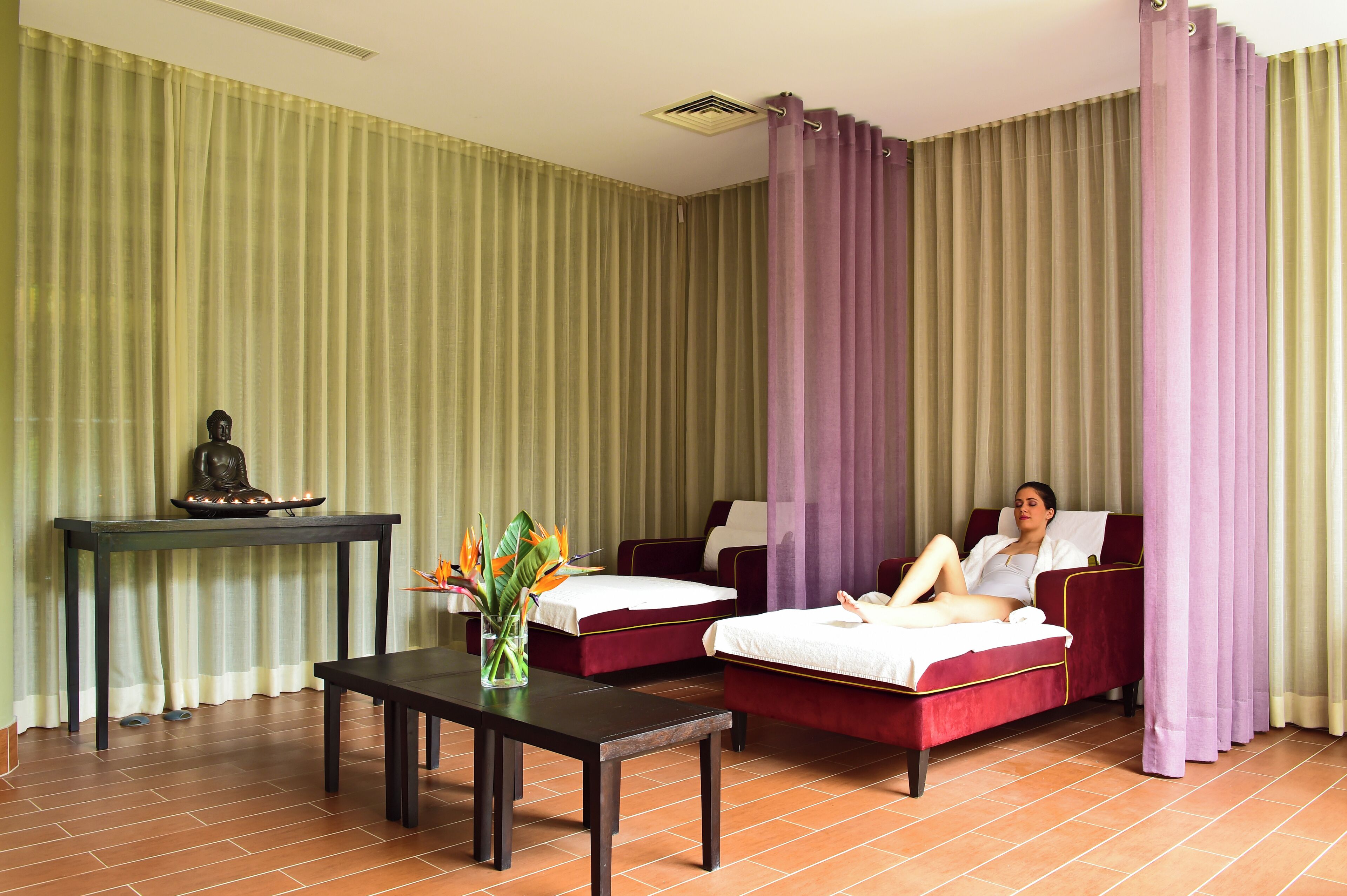 body treatments, facials, massage/treatment rooms