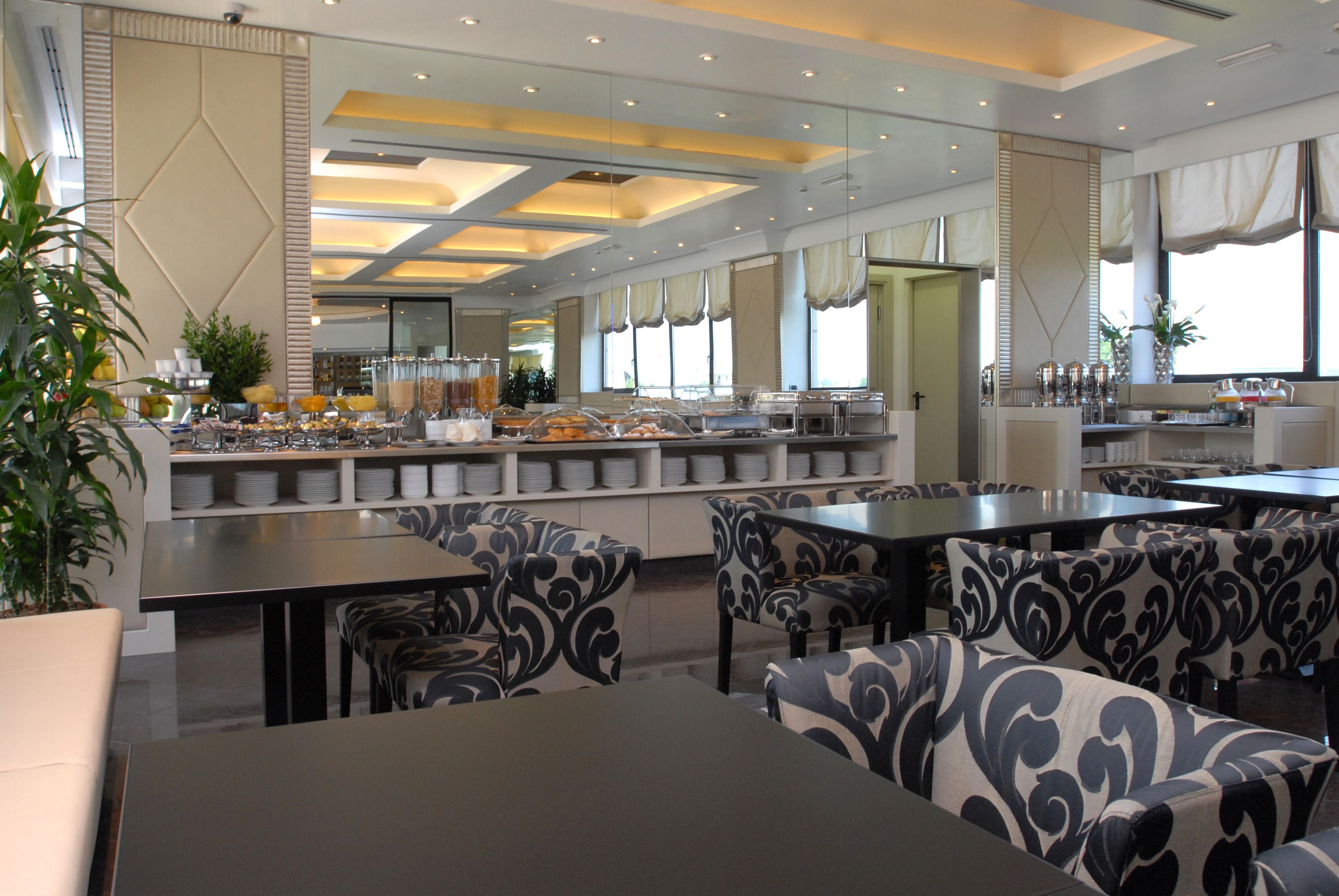 breakfast and dinner served