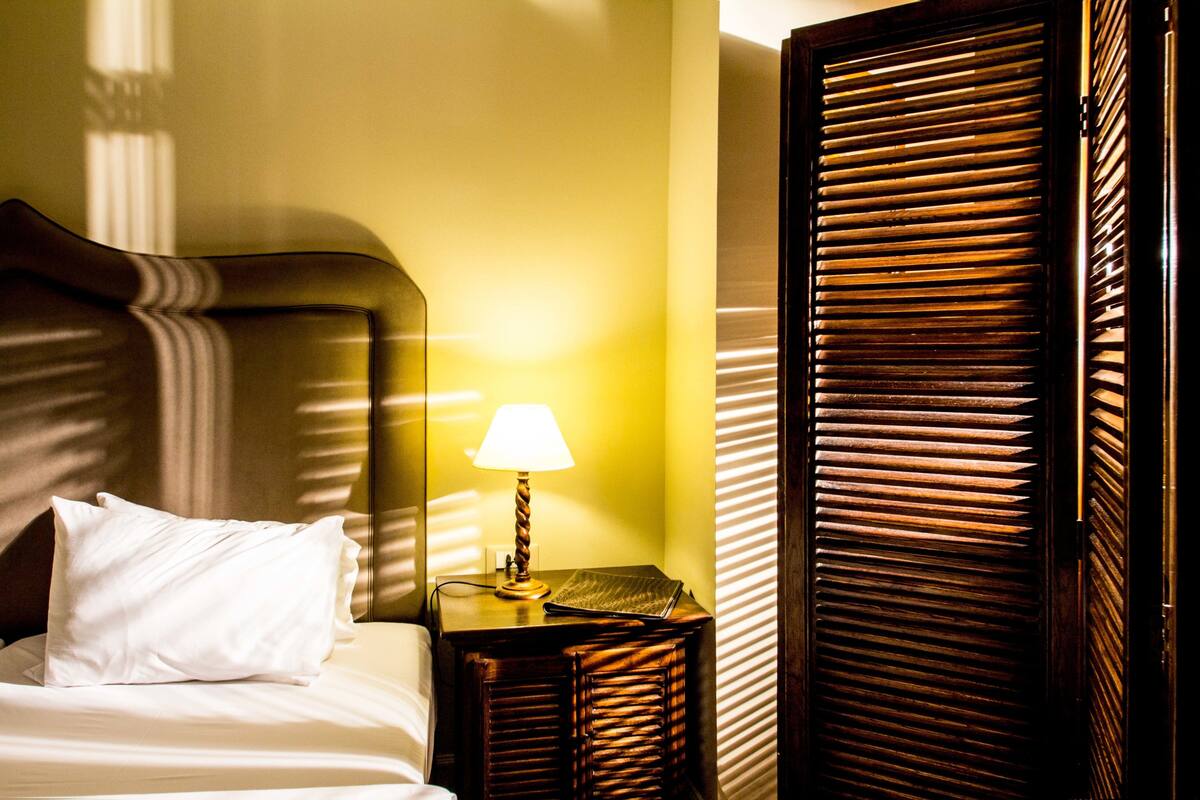Minibar, in-room safe, blackout drapes, soundproofing