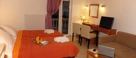 Brankas, Wi-Fi gratis, dan seprai linen