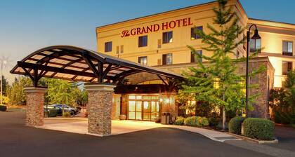 Grand Hotel at Bridgeport