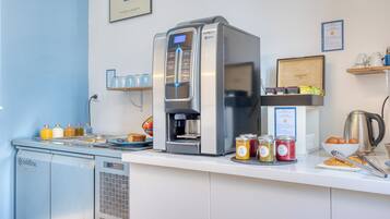 Daily buffet breakfast (EUR 14.00 per person)