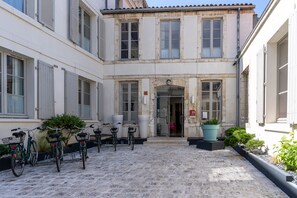 Exterior - Hotel François 1er Cœur de Ville (La Rochelle)
