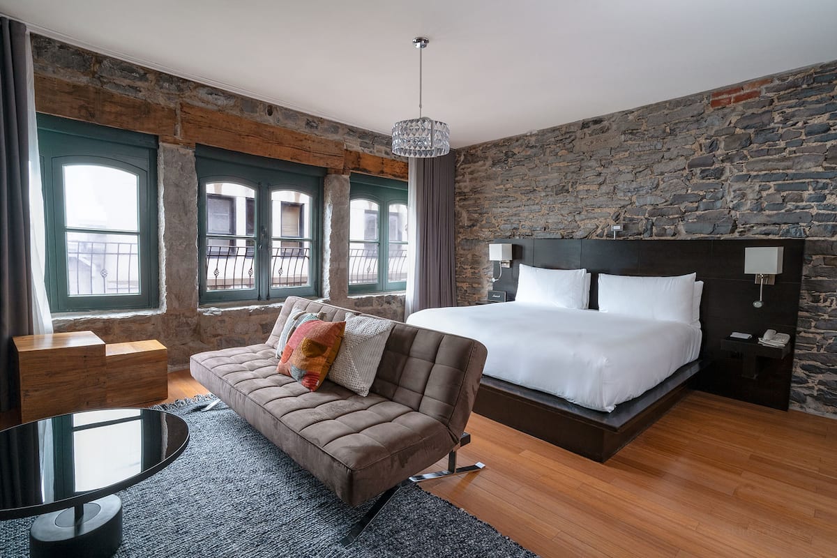 Habitación (Extra Large) | 1 habitación, ropa de cama de alta calidad, edredón y minibar