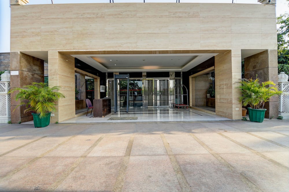 Hotel Airport Residency