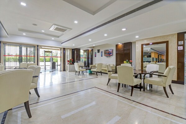 Reception hall - Hotel Airport Residency (New Delhi)