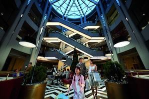 Shopping mall