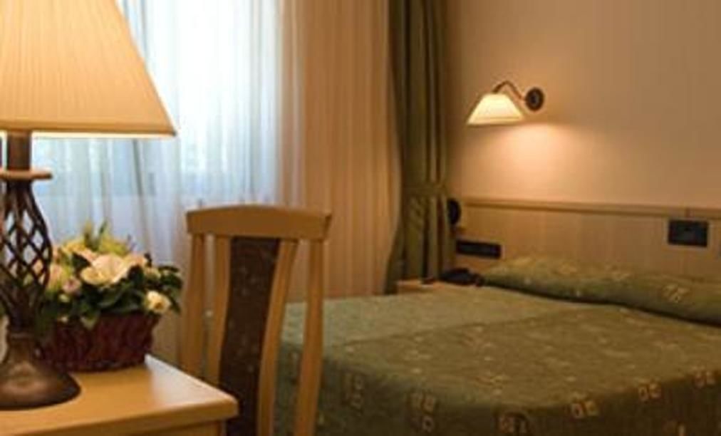 Minibar, iron/ironing board, free cots/infant beds, free WiFi