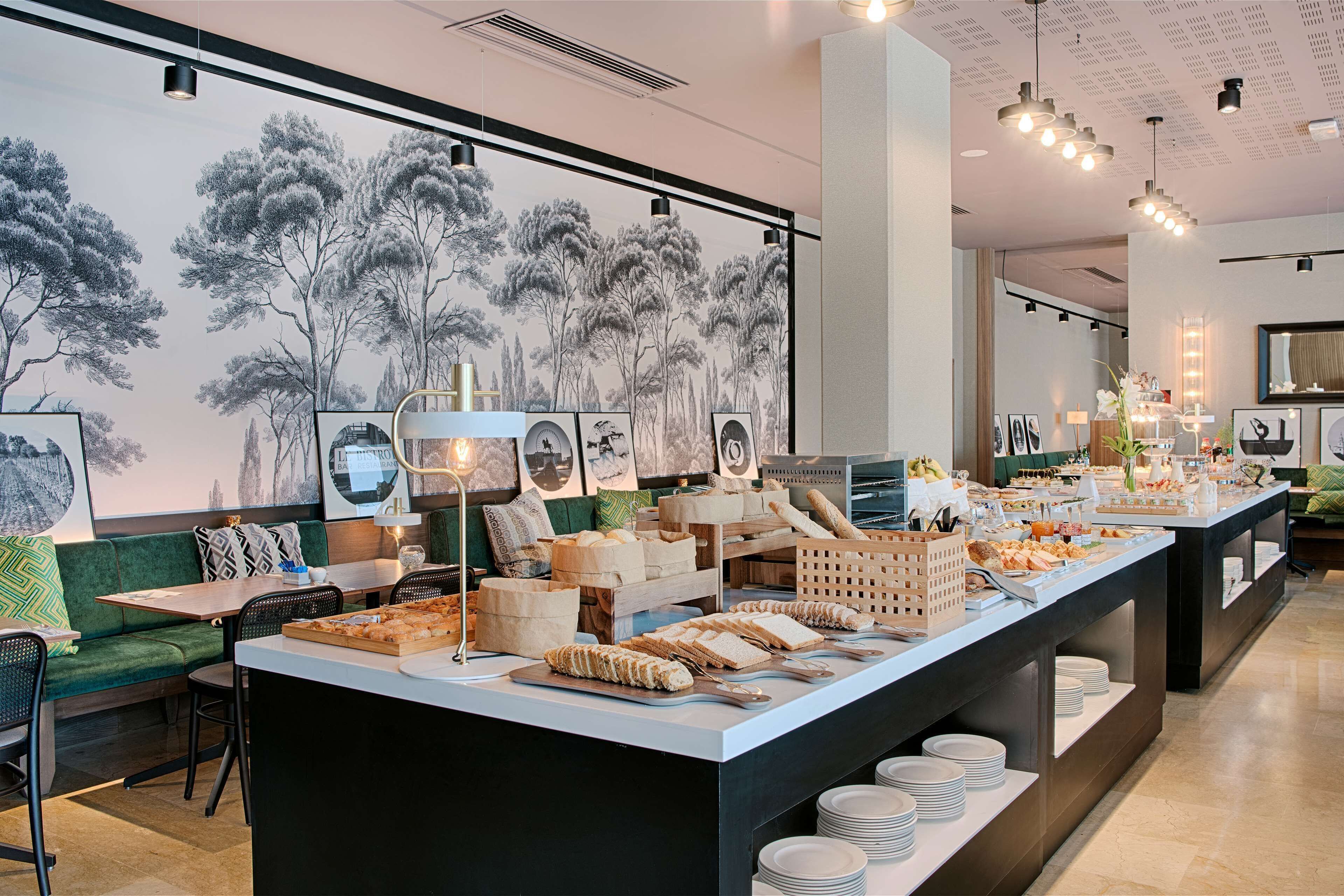 daily buffet breakfast (eur 25 per person)