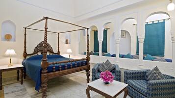 Premium bedding, in-room safe, desk, soundproofing