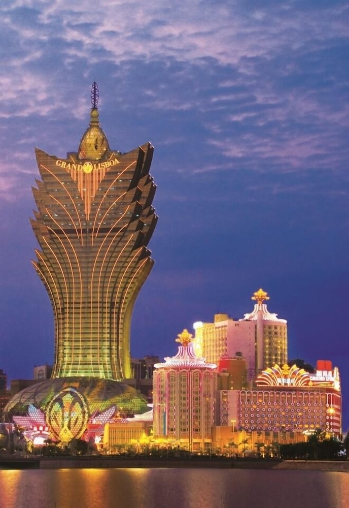 Grand Lisboa Macau by null