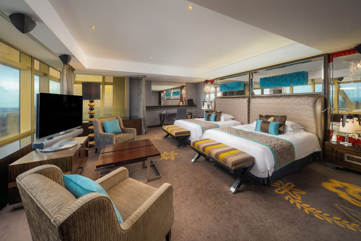 1 bedroom, minibar, in-room safe, desk