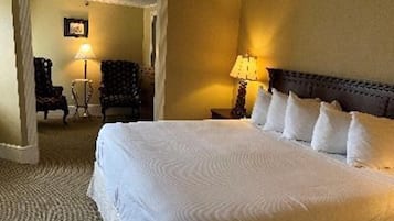 Primrose King | Iron/ironing board, free WiFi, bed sheets, alarm clocks