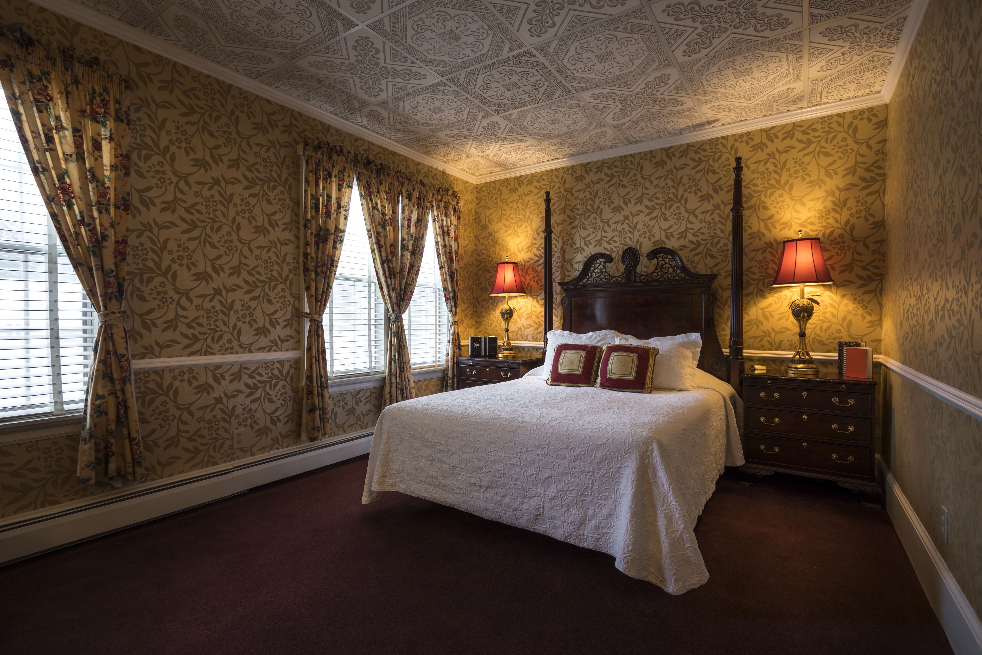 primrose room (shower only) | 1 bedroom, iron/ironing board, free wifi, bed sheets