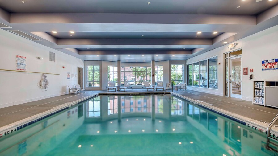 DoubleTree by Hilton Raleigh - Cary