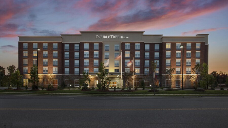 DoubleTree by Hilton Raleigh - Cary