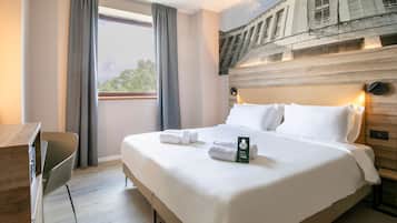 Superior Double Room | Desk, free WiFi