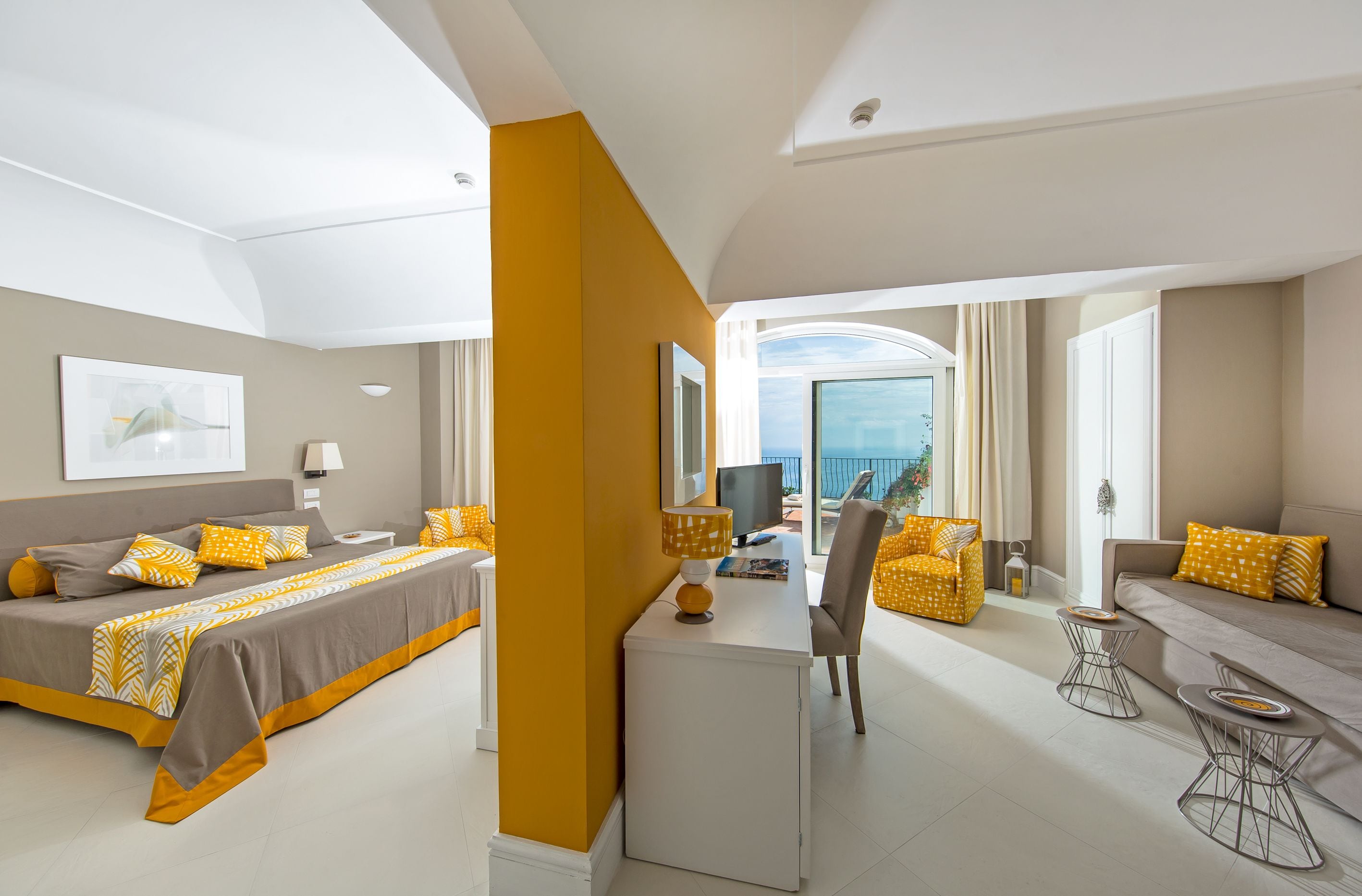 grand suite, terrace, sea view | minibar, in-room safe, desk, free wifi