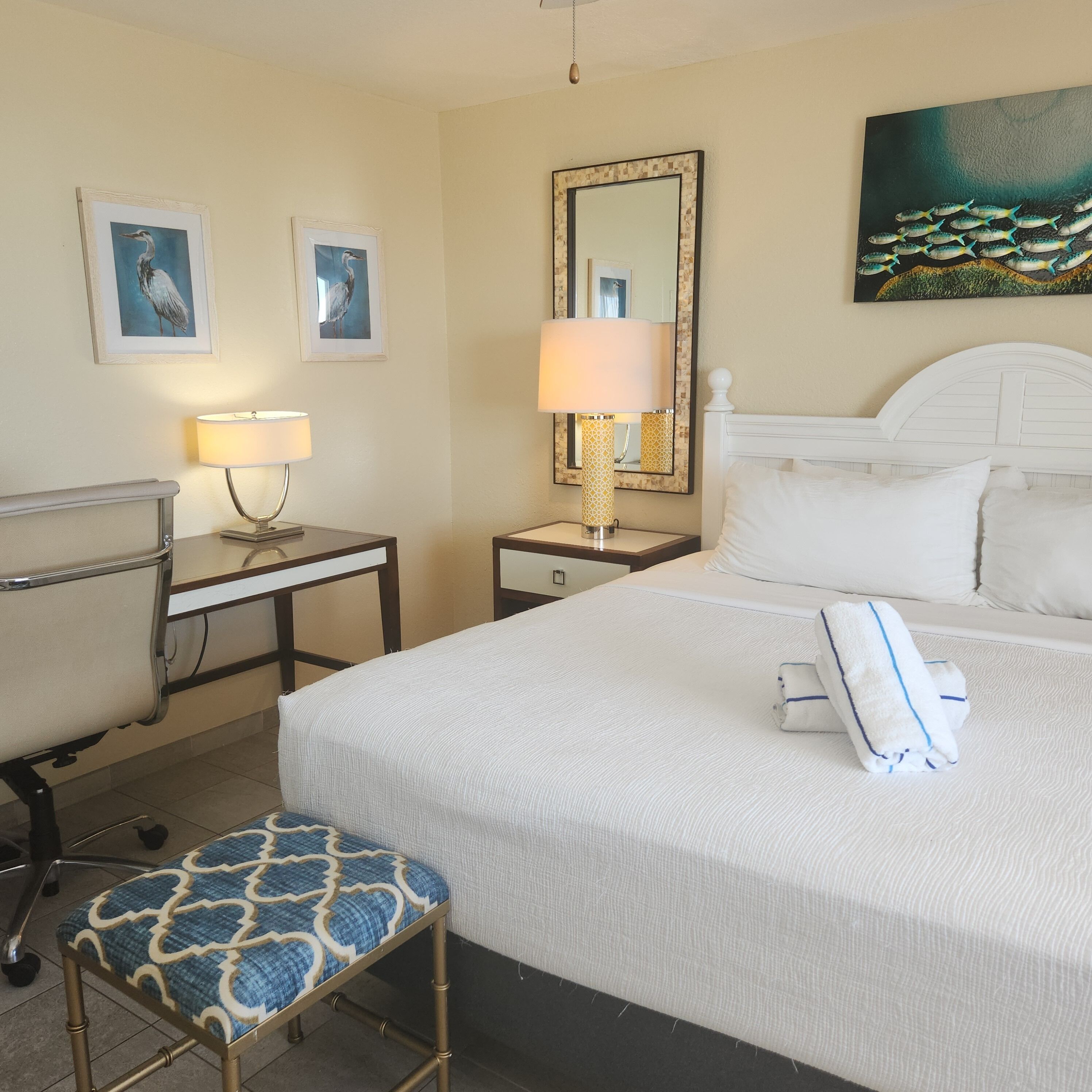 Coffres-forts dans les chambres, rideaux occultants