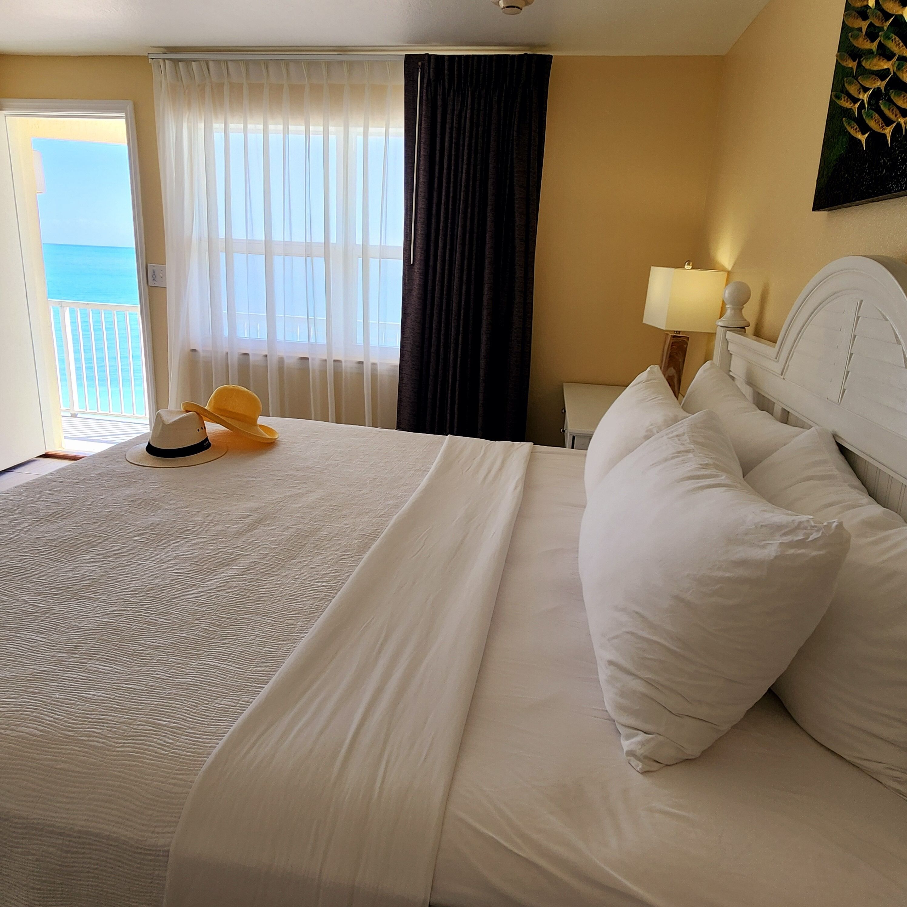 Coffres-forts dans les chambres, rideaux occultants