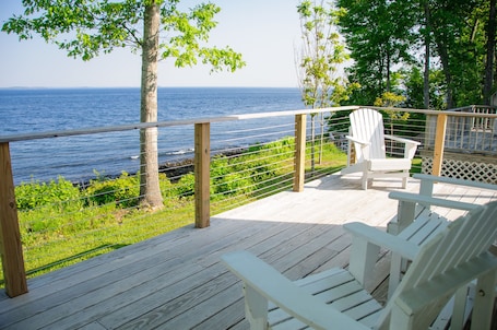 Oceanfront Cottage, 1 King, Sofa Bed | Porch. Glenmoor By the Sea