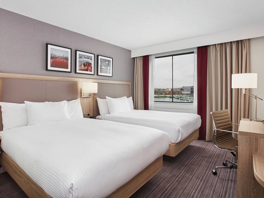 In-room safe, desk, laptop workspace, iron/ironing board