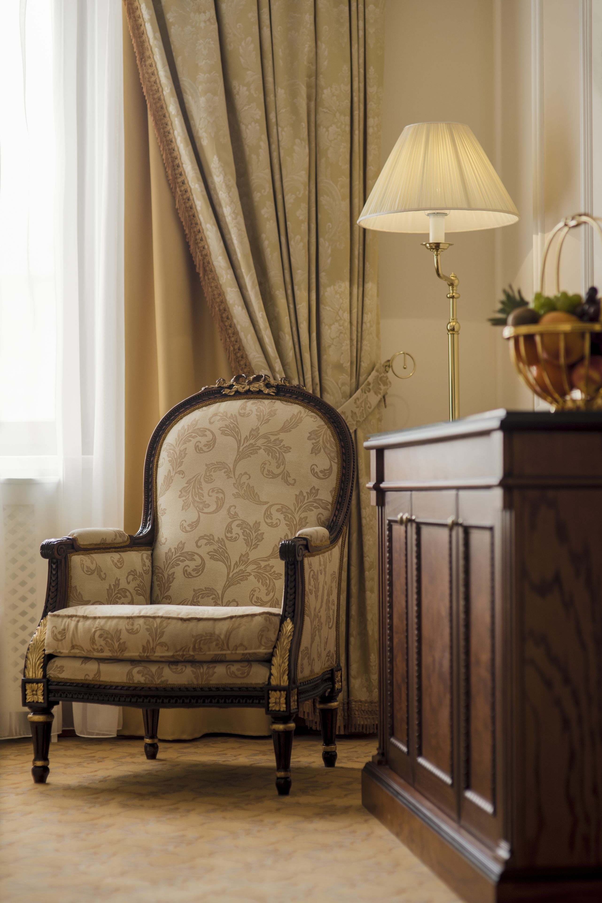 junior suite | frette italian sheets, premium bedding, pillow-top beds, minibar