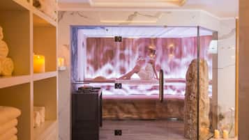 Salas de tratamientos para parejas, sauna, bañera de hidromasaje