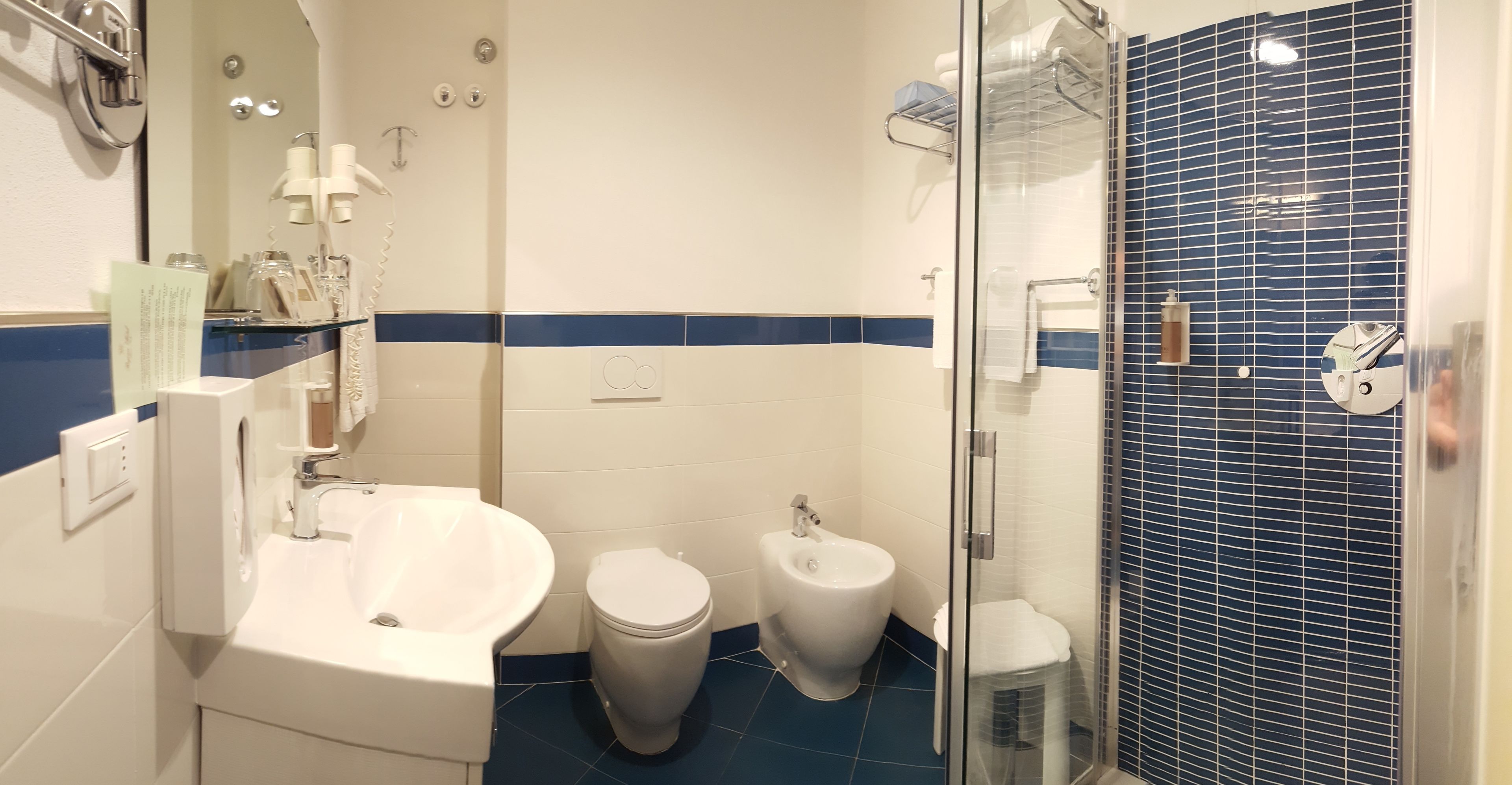 superior double room, terrace, sea view | bathroom | shower, free toiletries, hair dryer, slippers