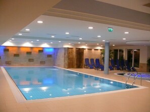 Indoor pool - Garden Hotel (Szolnok)